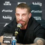 'Arrogante': árbitro relata o que disse Pedrinho, do Vasco, após duelo com Cruzeiro