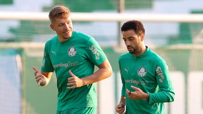 Bruno Fuchs, que será titular, ao lado de Felipe Anderson, que retorna de lesão