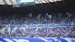 Com promoção, Cruzeiro abre venda de ingressos para jogo contra o RB Bragantino