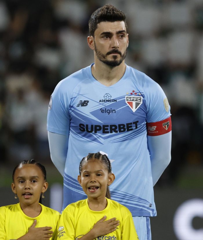 Rafael foi muito elogiado por Crespo após atuação em empate do São Paulo