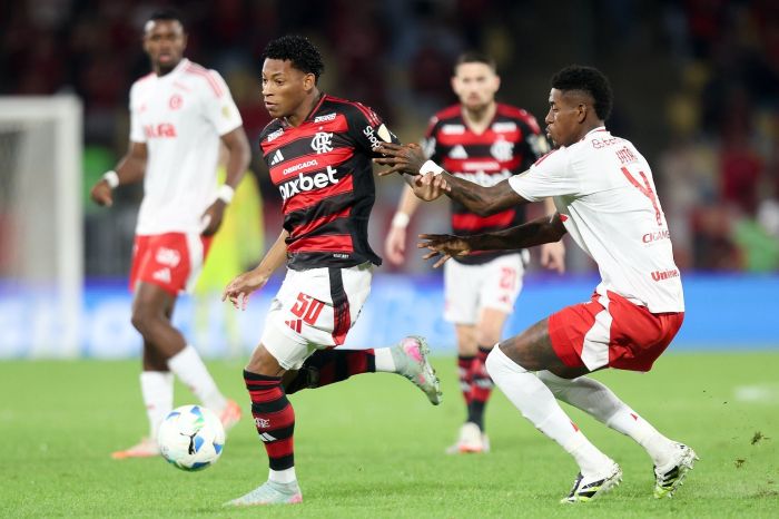 Flamengo x Internacional: Plata e Vitão em disputa na Libertadores
