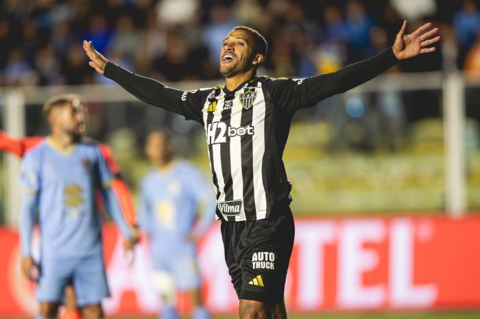 Vitor Hugo marcou o segundo gol do Atlético no duelo com o Bolívar