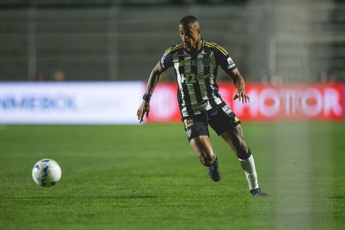 Caio em ação pelo Atlético Caio em ação pelo Atlético