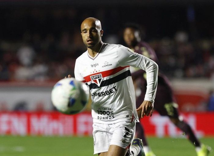 Lucas Moura