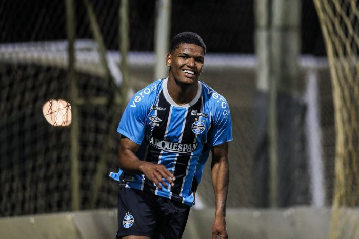 Harlley, atacante do Grêmio nas categorias de base