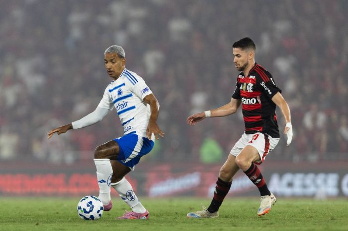 Flamengo x Cruzeiro: Matheus Pereira encara a marcação de Jorginho no Maracanã Flamengo x Cruzeiro: Matheus Pereira encara a marcação de Jorginho no Maracanã