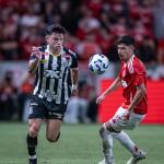 Santos precisa superar freguesia recente para vencer o Internacional