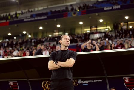 Filipe Luís no jogo entre PSG e Flamengo, pelo Mundial de Clubes