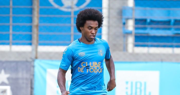 Willian pode aparecer no Grêmio contra o Atlético