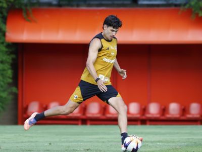 Ferraresi está sem espaço no São Paulo