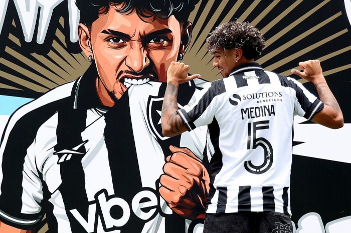 Cristian Medina usará a camisa 5 no Botafogo Cristian Medina usará a camisa 5 no Botafogo