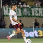 Volante do Fluminense tem lesão no ligamento e está fora da fase final do Carioca