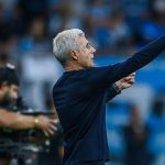 Luís Castro vê superioridade do Grêmio contra Atlético e exalta nível do Brasileirão
