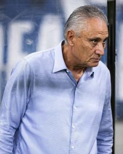 Cargo de Tite volta a ser ameaçado após empate no Brasileirão