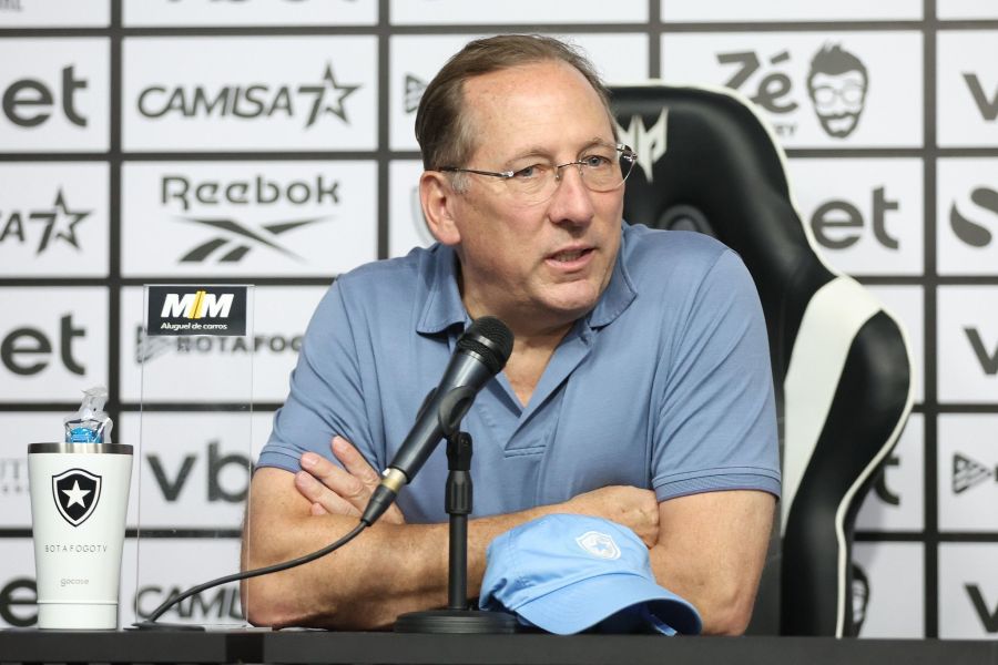 John Textor explica anúncio de venda da SAF do Botafogo