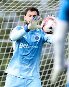 Matheus Cunha será relacionado pela primeira vez no Cruzeiro