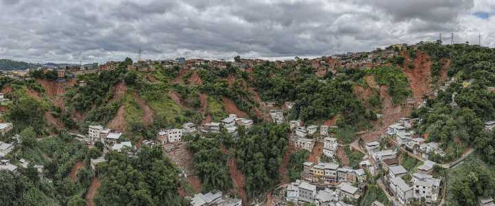 Presidente Lula durante visita a Juiz de Fora, cidade mineira arrasada pelas chuvas
