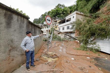 Presidente Lula durante visita a Juiz de Fora, cidade mineira arrasada pelas chuvas