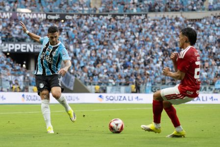 Jogo de ida da final do Gauchão terminou 3 a 0 para o Grêmio contra o Inter