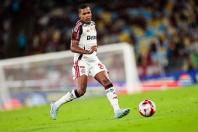 De volta após dois meses, Alex Sandro se declara ao Flamengo: ‘Orgulhoso’