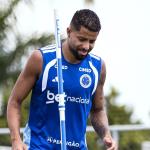 Cruzeiro e João Marcelo aguardam pendência do Inter para avançar em transferência