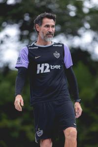Eduardo Domínguez, técnico do Atlético, na Cidade do Galo