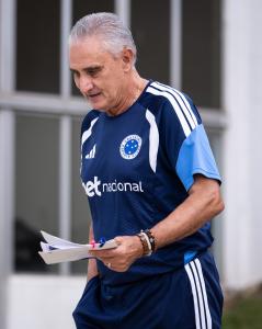 Tite ainda busca primeira vitória no Campeonato Brasileiro sob comando do Cruzeiro