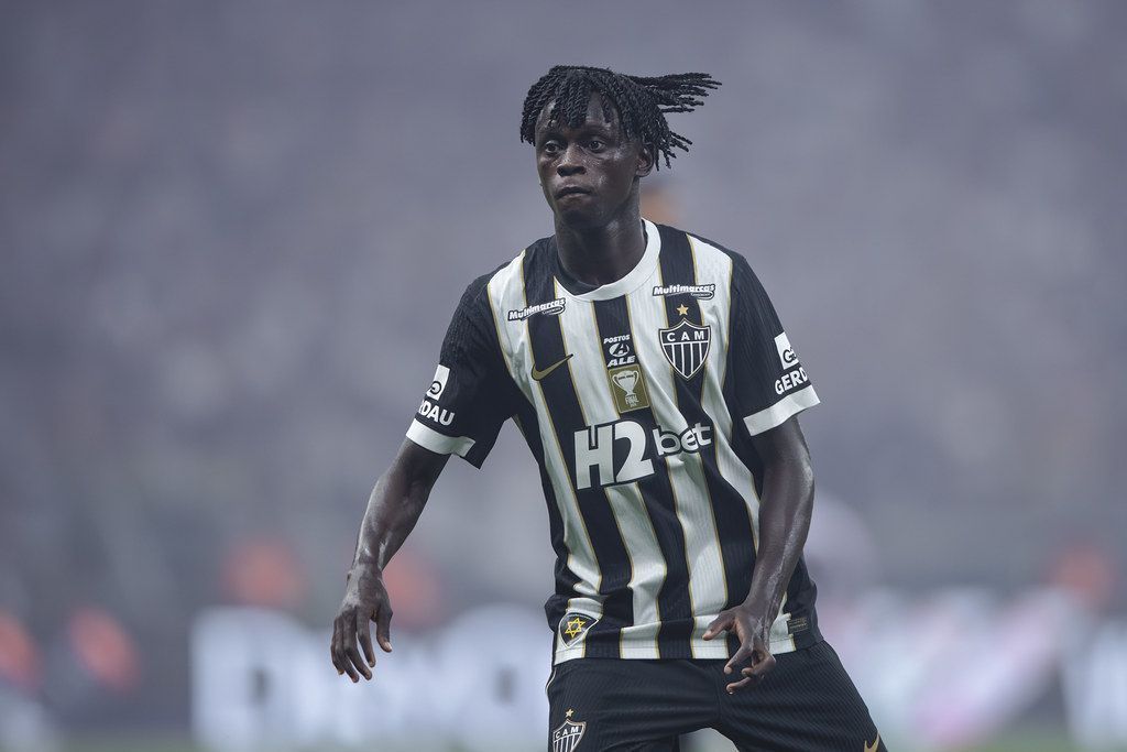 Atlético encaminha renovação de contrato com Cissé; saiba detalhes