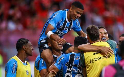 Grêmio visitou o Inter para confirmar título do Gauchão