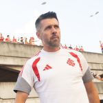 Técnico do Inter, Pezzolano manda recado sobre duelo com Atlético pelo Brasileiro