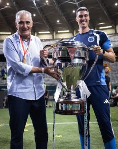 Tite comemora conquista do Campeonato Mineiro pelo Cruzeiro