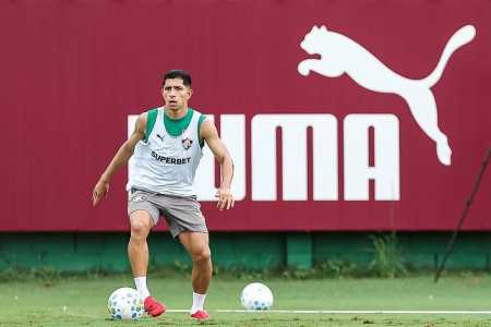 Savarino foi um dos seis reforços contratados em 2026
