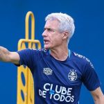 As opções de Luís Castro no Grêmio para enfrentar RB Bragantino pelo Brasileiro