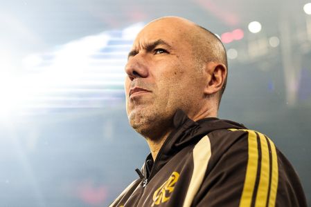 Leonardo Jardim durante a partida entre Flamengo e Cruzeiro no Maracanã