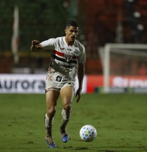 Lucas Ramon, lateral do São Paulo