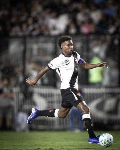 Thiago Mendes não vai enfrentar o Cruzeiro pelo Brasileiro