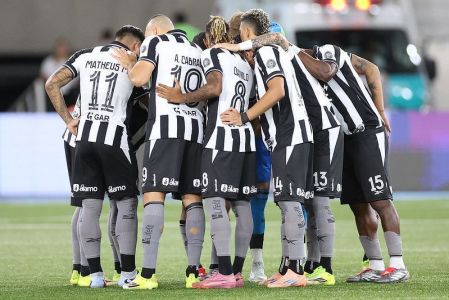 O Botafogo perdeu todos os cinco clássicos que fez na temporada