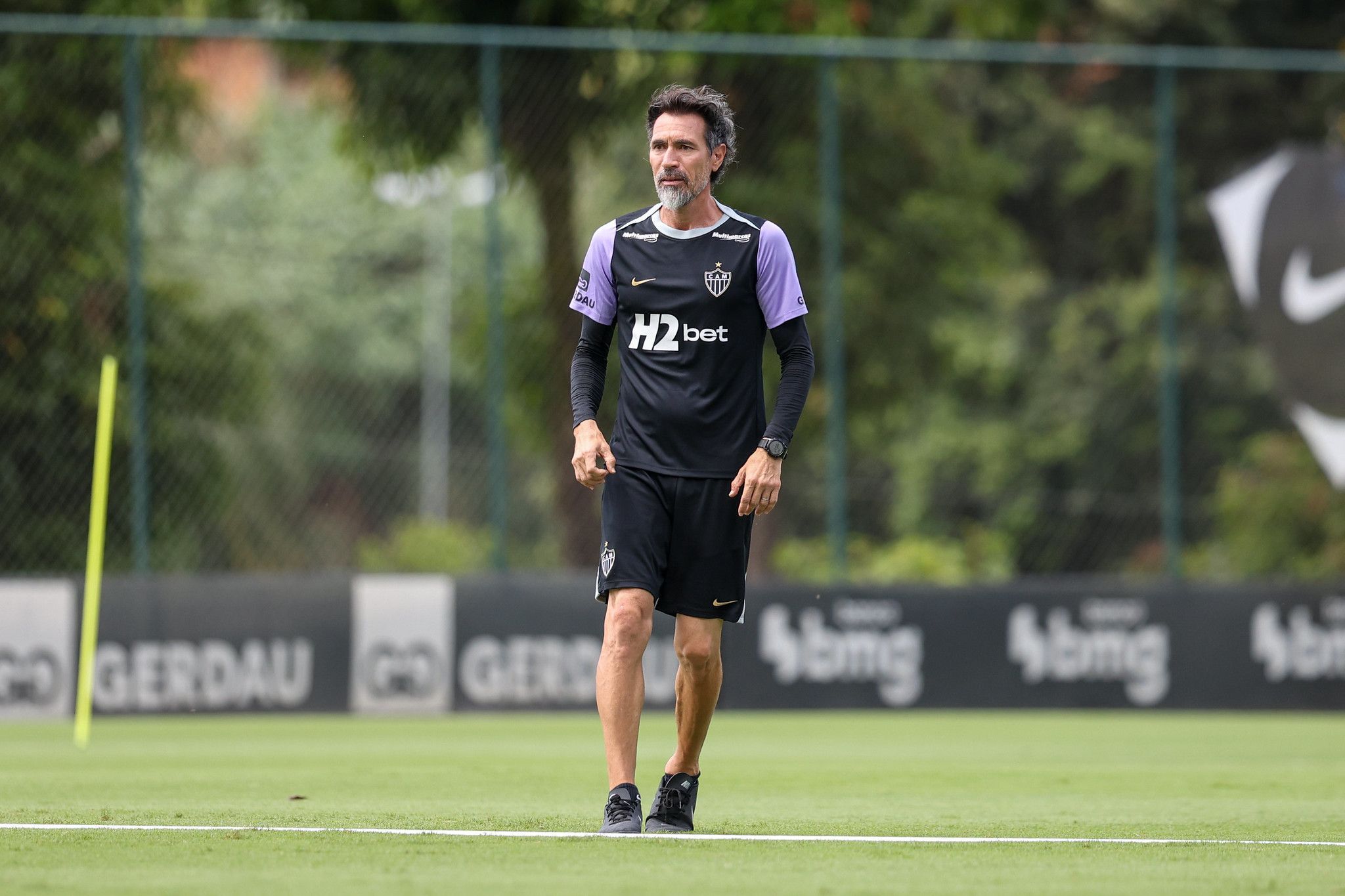 Paulo Bracks reage à irritação de Eduardo Domínguez após derrota do Atlético