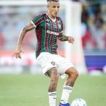 Herói do Fluminense, Arana se derrete por momento especial pelo clube
