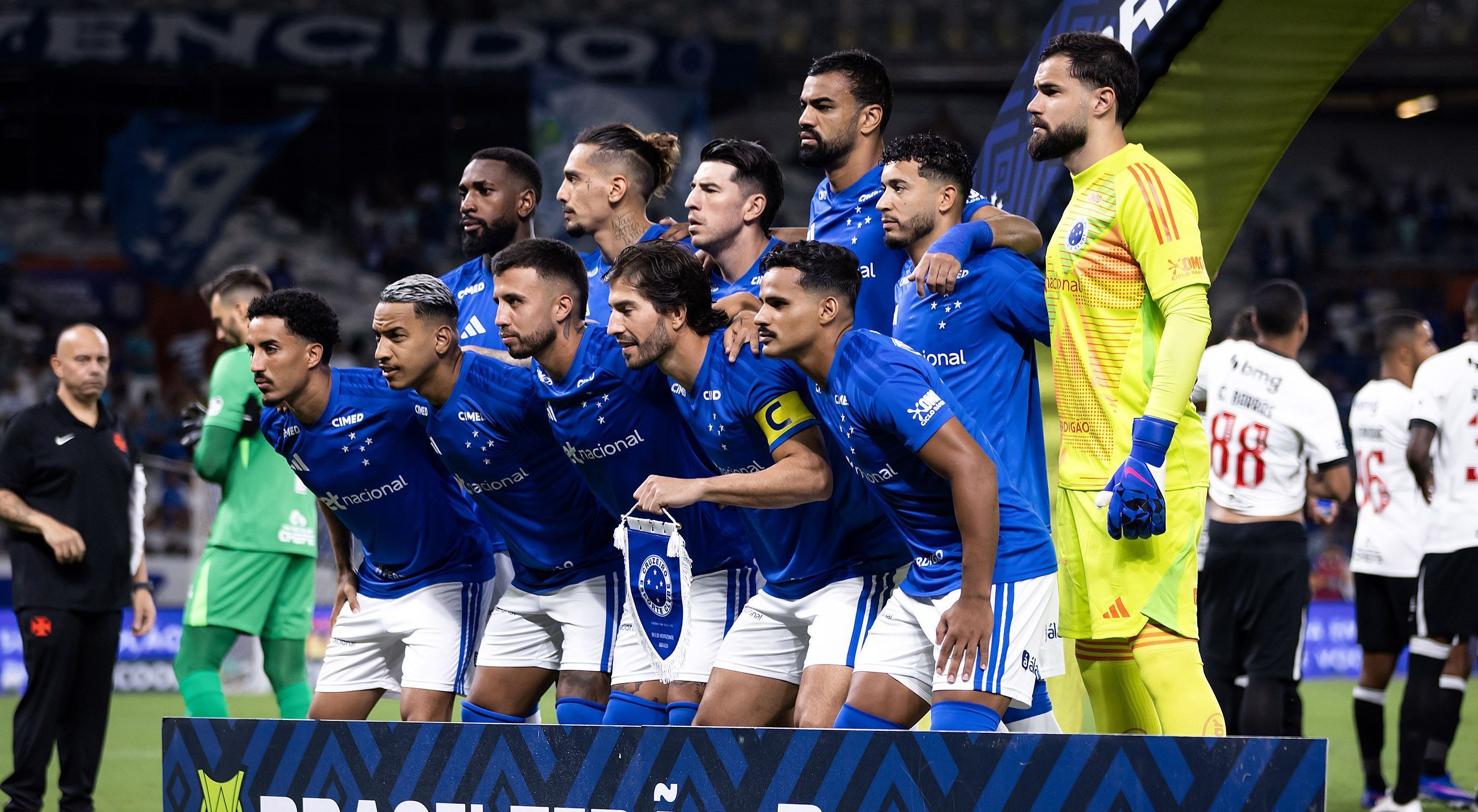 Barcelona-EQU x Cruzeiro: Conmebol define arbitragem para estreia da Libertadores