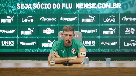Rodrigo Castillo foi apresentado oficialmente como reforço do Fluminens