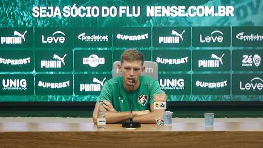 Rodrigo Castillo foi apresentado oficialmente como reforço do Fluminens