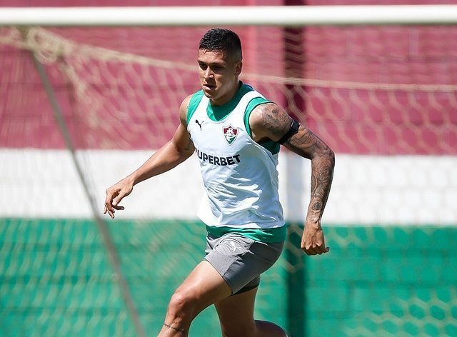 Reforço do Fluminense segue sem estrear, e Zubeldía abre o jogo sobre opção