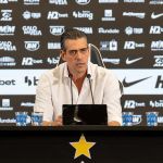 Diretor do Atlético promete buscar grande contratação de volante na próxima janela