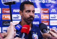 Técnico do Bahia detona horário de Ba-Vi histórico no futebol feminino