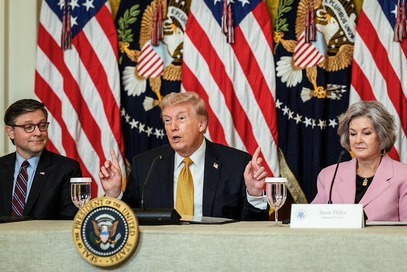 'Novo presidente' do Irã pede cessar-fogo, diz Trump