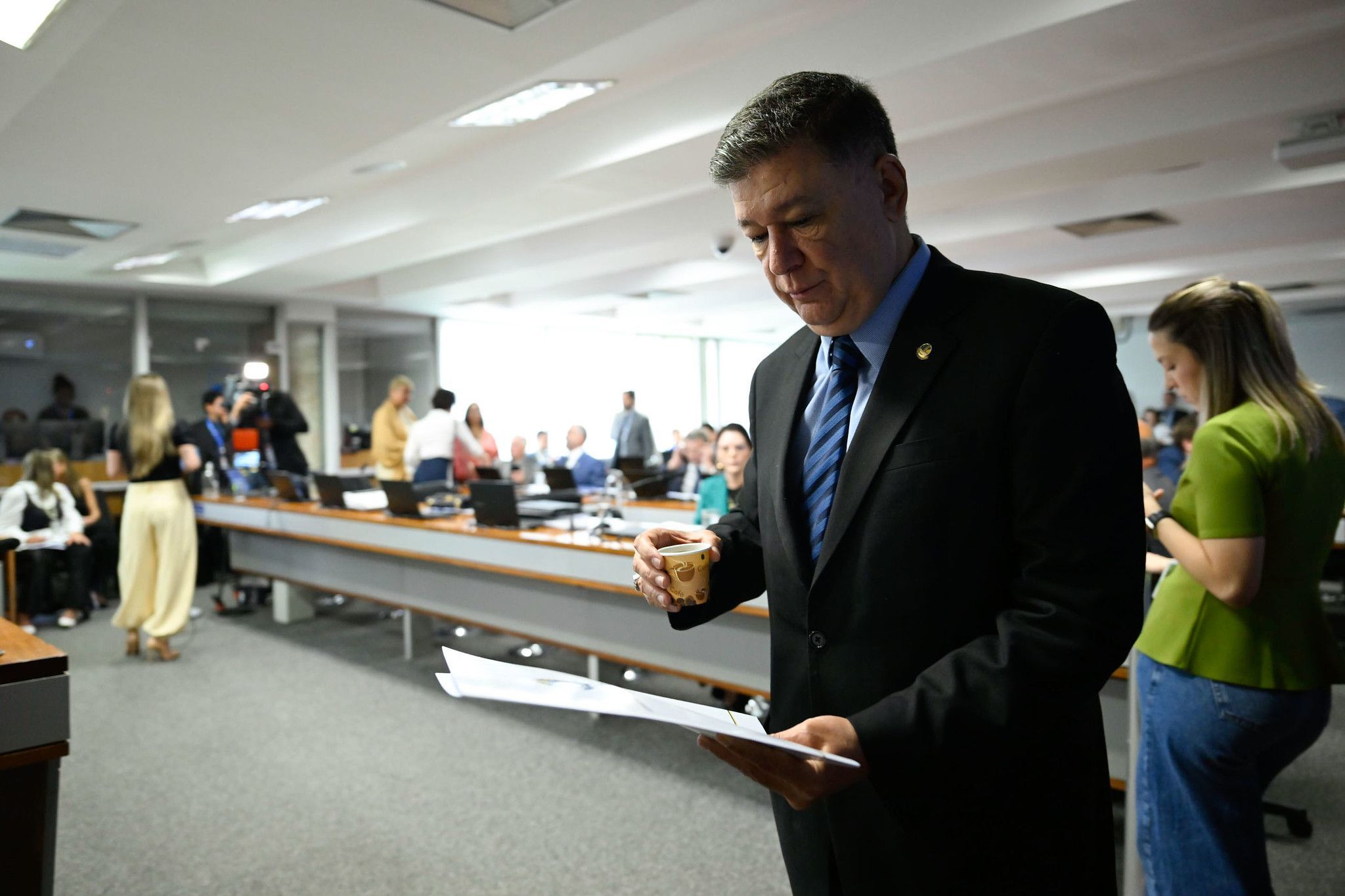 Carlos Viana acerta filiação ao PSD e disputará eleição de casa nova
