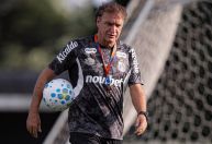 Escalação do Santos: Cuca promove mudanças para enfrentar o Cruzeiro