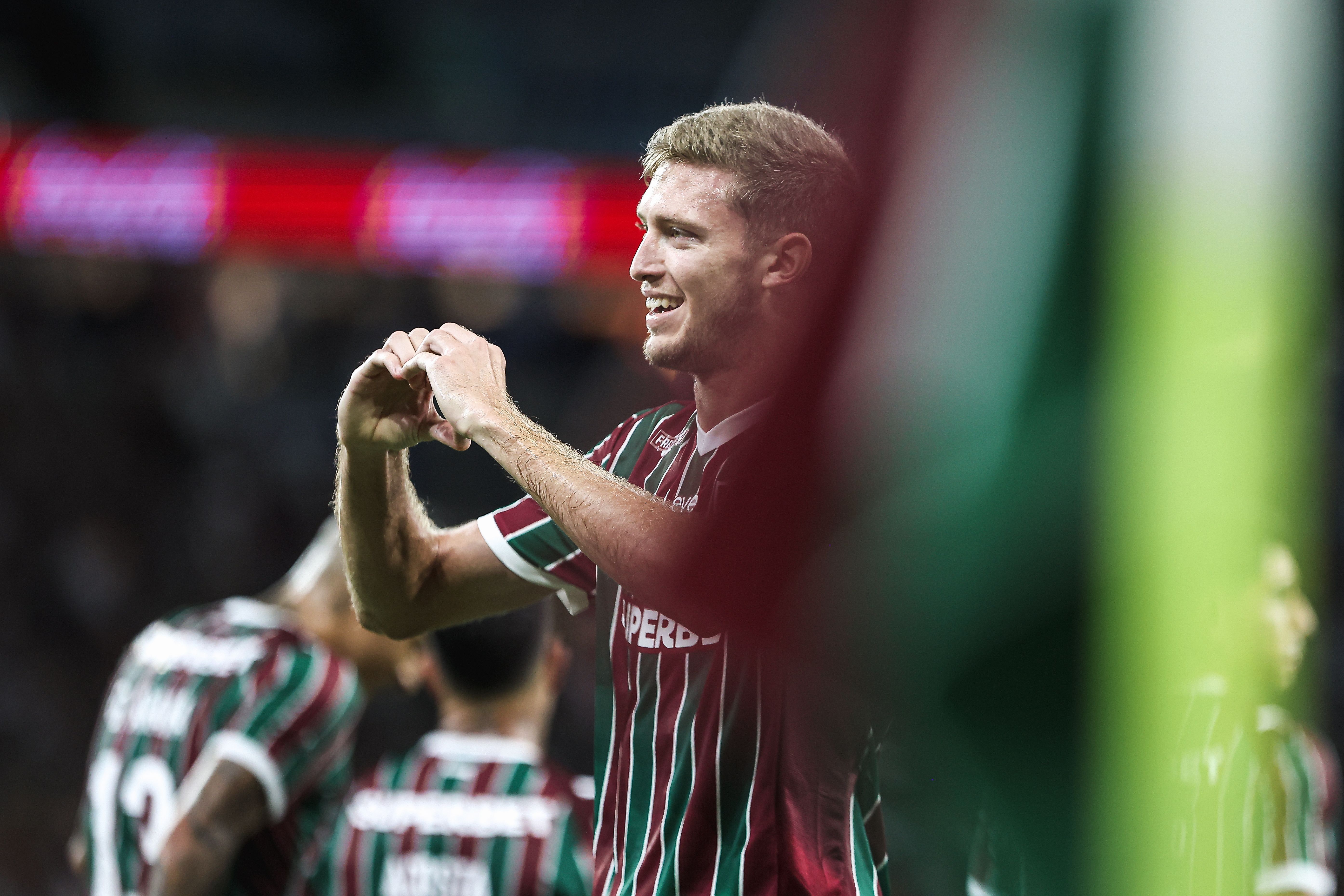Reforço mais caro da história do Fluminense desencanta contra o Atlético