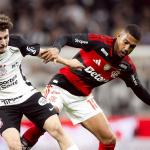 Com polêmicas de arbitragem, Corinthians e Flamengo empatam pelo Brasileiro